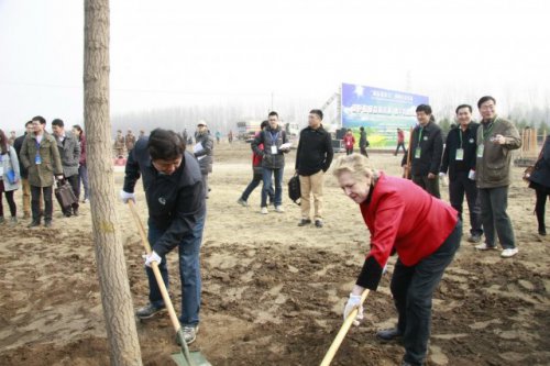  2013年中国庆祝首个世界森林日 亚太森林组织受邀参加 
