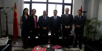 亚太森林组织秘书长与秘鲁农业部部长会谈磋商第二届林业部长级会议筹备工作